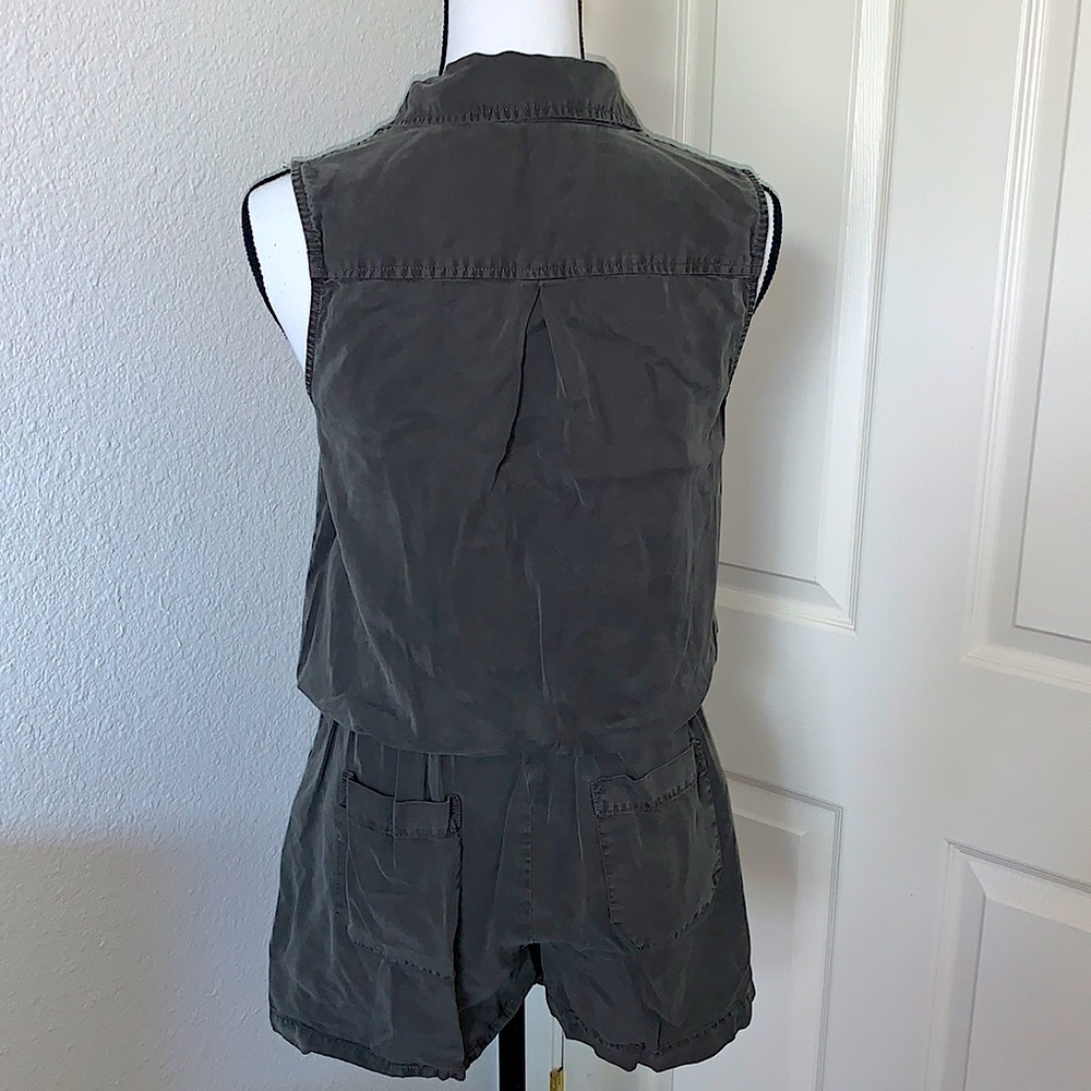 Velvet Heart shorts jumper - Picture 3 of 4